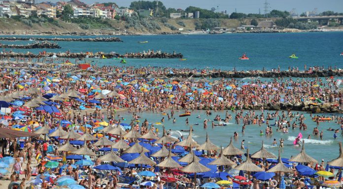 A început „Litoralul pentru toți”: în ce perioadă sunt valabilele tarifele sociale și de la cât pornesc. Lista stațiunilor participante