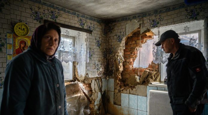 „Cine controlează Mala Tokmachka controlează lumea”. Cum a devenit bătălia pentru un sat din Ucraina o memă națională în Rusia