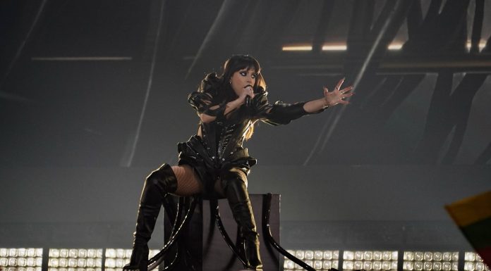 Eurovision 2026: Alexandra Căpitănescu, reprezentanta României, s-a calificat în finală cu piesa „Choke Me”