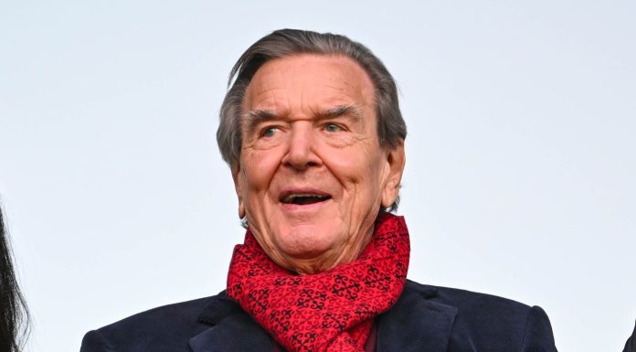 Șefa diplomației UE, Kaja Kallas, respinge ideea ca Gerhard Schroeder să fie negociator în conflictul Rusia-Ucraina