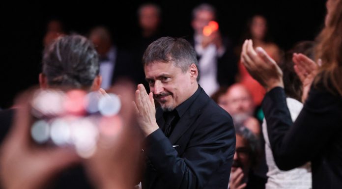 Ilie Bolojan, felicitări pentru Cristian Mungiu, premiat la Cannes: Mulţumim pentru imaginea pe care o duce mai departe despre România