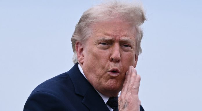 Poziţia lui Trump, tot mai radicală. Nu se grăbeşte să încheie un acord cu Iranul: „Nu-mi pasă de alegerile de la jumătatea mandatului”