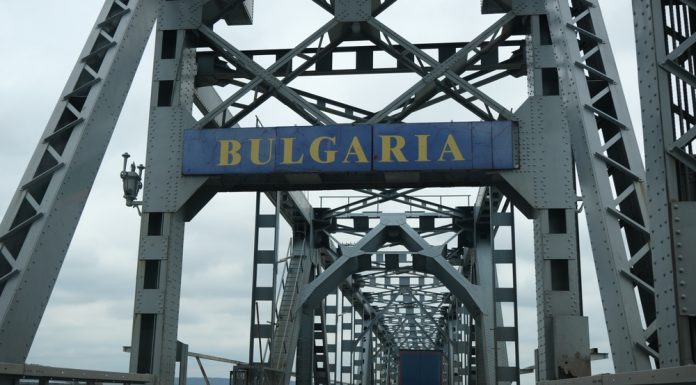 Podul Giurgiu-Ruse se închide complet timp de două zile, din cauza unor lucrări de reparații. Atenționare de călătorie emisă de MAE
