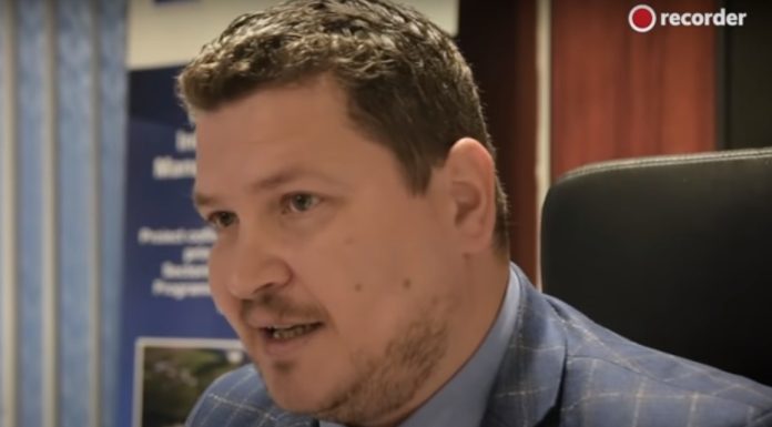 „Animalul politic” de la Apele Române a fost condamnat. Petru Avram a trimis utilajele statului pe terenul familiei lui Costel Alexe