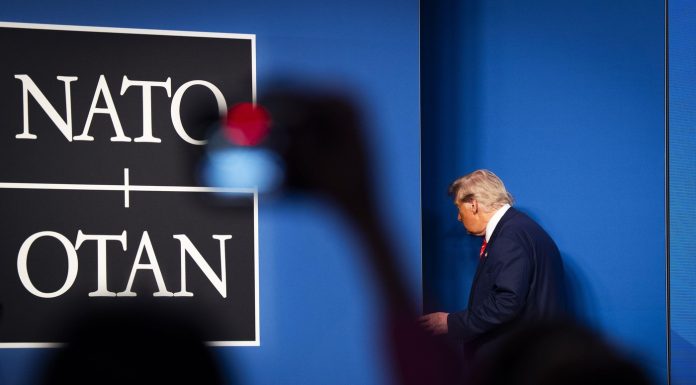 Lupta europenilor contra destabilizării NATO de către America cea imprevizibilă: Trump, principala problemă
