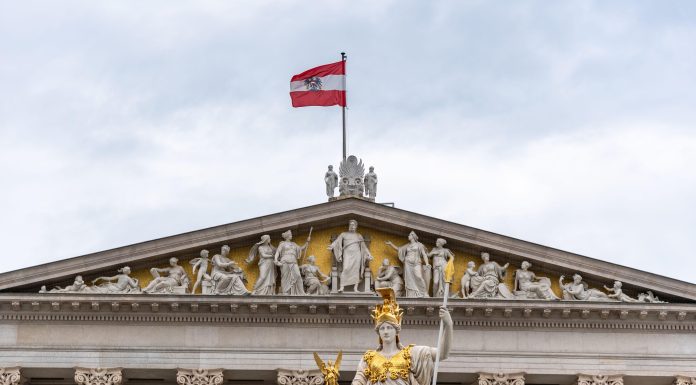 „Este inadmisibil”. Scandal diplomatic uriaș între Viena și Moscova. Trei diplomați ruși, expluzați din cauza „pădurii de antene”