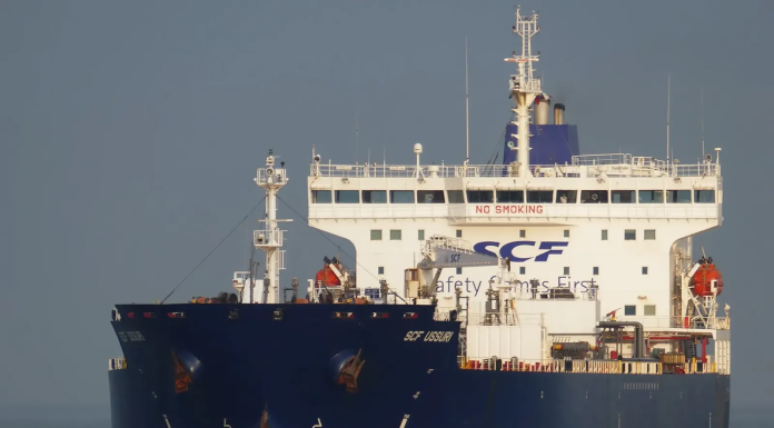 Un petrolier rus care urma să ajungă în Cuba și-a schimbat cursul după mai multe săptămâni petrecute pe mare
