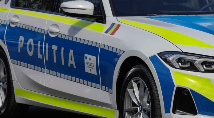 Două maşini s-au ciocnit în Constanţa. Unul dintre şoferi a fugit de la locul faptei, celălalt a fost rănit