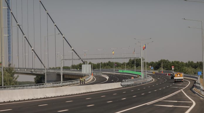 Podul de la Brăila. Constructorul WeBuild nu a reuşit să blocheze nici în Italia executarea de CNAIR a garanţiei din urma întârzierilor
