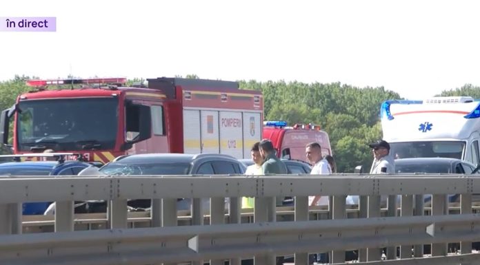 Accident în lanț cu 7 mașini pe A3, pe sensul spre Bucureşti. Autostrada a fost închisă, traficul e deviat