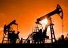 Prețul petrolului a scăzut puternic după declarațiile lui Trump privind negocierile SUA–Iran. Expert: „Există o rază de speranță”