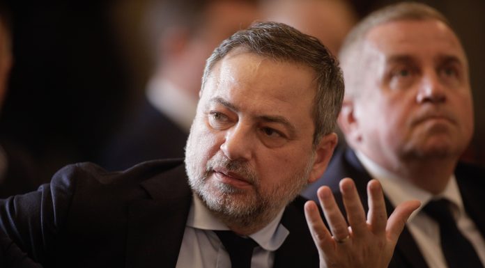 PNL respinge varianta unui premier tehnocrat: „Nu va rezista”. Dan Motreanu: „În septembrie vom avea din nou o criză politică”