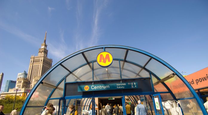 Polonia ia în considerare construirea unor rețele de metrou în marile orașe, concepute să fie folosite și ca adăposturi antiaeriene