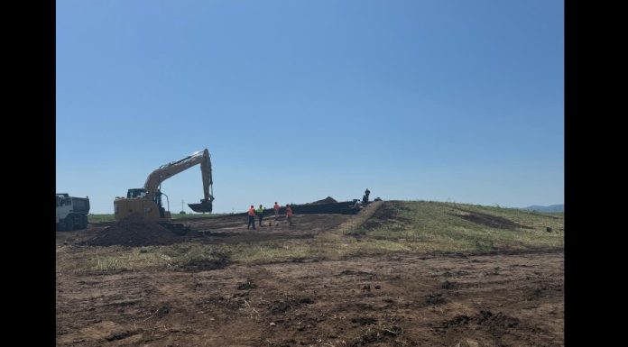 Descoperire arheologică importantă la Băicoi: Mormânt vechi de 5.000 de ani, găsit pe şantierul unui pasaj suprateran peste DN1