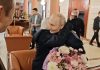 Putin și-a scos fosta dirigintă la cină. A venit la volanul unui SUV Aurus să o ia de la hotel