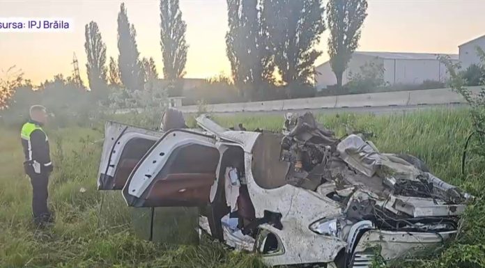 Accident grav în Brăila: Un tânăr a murit și altul a ajuns la spital. Sistemul eCall al mașinii a alertat polițiștii