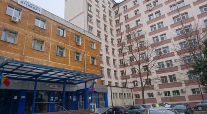 Scandal la Spitalul Județean Botoșani: bărbat reținut după ce a jignit cadrele medicale și a distrus o imprimantă