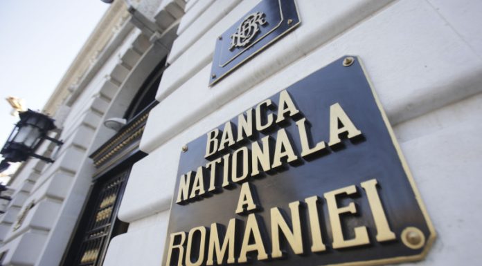 BNR estimează că inflația va urca la 10,3% la jumătatea anului. Riscurile pentru cursul leu-euro rămân ridicate