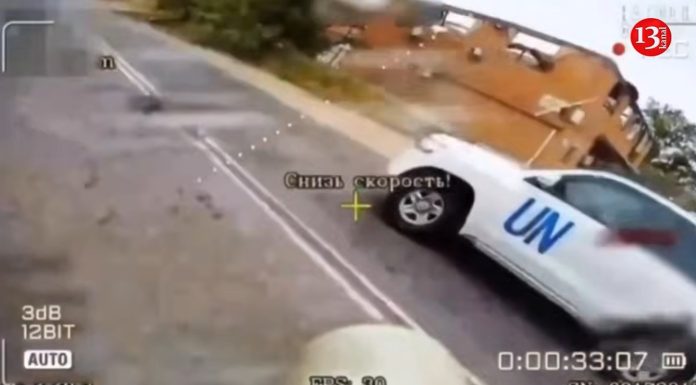 Momentul în care rușii au luat la țintă un vehicul al ONU, apoi au publicat imaginile. „Și-au documentat propria crimă de război”