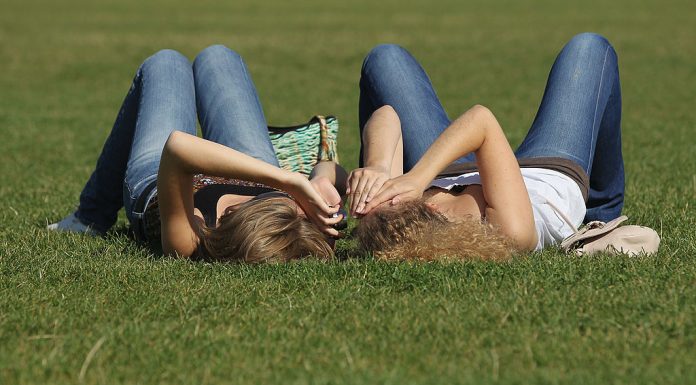 Caniculă urmată de un nou val de răcire. Cum va fi vremea în următoarele două săptămâni, până pe 7 iunie, pentru toate regiunile