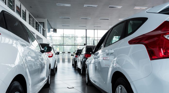 Înmatriculările de mașini electrice au crescut cu 26% în aprilie. Românii au cumpărat mai puține automobile pe benzină și motorină