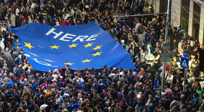 Ce cred românii despre aderarea la Uniunea Europeană. Câți ar vota pentru ieșirea din UE la un eventual referendum