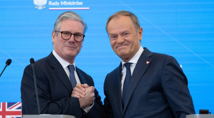 Marea Britanie şi Polonia îşi unesc forţele împotriva Rusiei și semnează un nou tratat de apărare