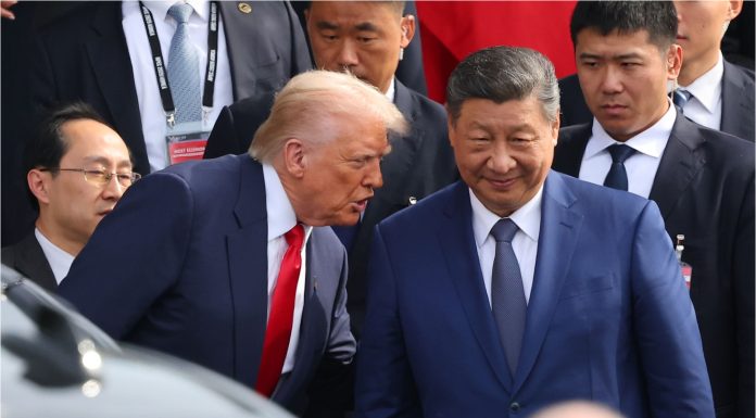 SUA roagă China să intervină pe lângă Iran să deschidă Strâmtoarea Ormuz. „Haideţi să vedem cum îşi intensifică acţiunile”