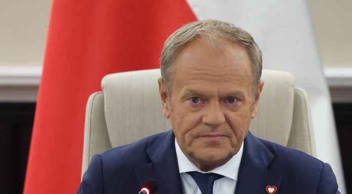 Premierul polonez nu vrea o alianță „în genunchi” cu SUA. „Securitatea transatlantică depinde de încrederea reciprocă”