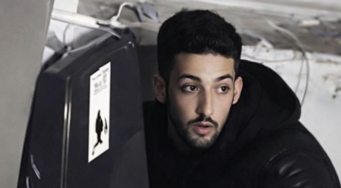 Al 14-lea bărbat, Abbas Akbari, executat în Iran cu privire la contestarea din Iran