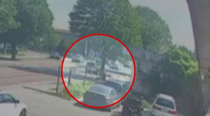 O femeie și copilul ei de 6 ani, loviți în plin de o mașină pe o trecere de pietoni în Eforie Nord. Șoferul are 79 de ani