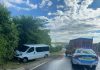 Accident în județul Sibiu. Cinci persoane aflate într-un microbuz au ajuns la spital