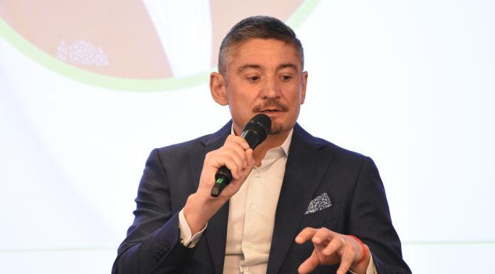 VIDEO Firmele preferă tot mai mult clădiri premium, chiar dacă reduc suprafețele închiriate. Adinel Tudor, CEO Evo Properties: Chiriașii vor birouri de clasă A la preț de depozit, poate chiar uneori mai mic decât prețul de depozit – Conferința Profit.ro I