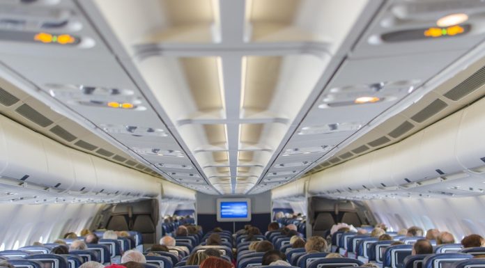 Companiile aeriene vor putea anula zborurile cu săptămâni în avans, cu posibilitatea de a le uni cu alte curse din acea zi, fără a pierde sloturile – decizie pregătită de Guvernul britanic