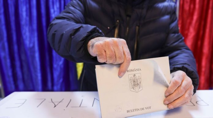 Sondaj INSCOP – Intenţii de vot la alegerile parlamentare – AUR se menţine pe primul loc. PNL trece pe locul al doilea, urmat de PSD. USR, în scădere