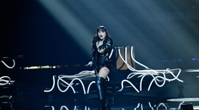 Prezentatoarea televiziunii de stat de la Chișinău revoltată de punctajul României la Eurovision: „Voi glumiți?”