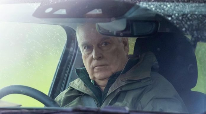 Un bărbat ”în posesia unei arme”, arestat în apropierea reşedinţei lui Andrew pe domeniul Sandringham