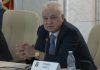 Fostul selecţioner, Anghel Iordănescu, s-a rătăcit prin Parlament şi-a întârziat la ceremonia organizată în cinstea Stelei de cei de la AUR