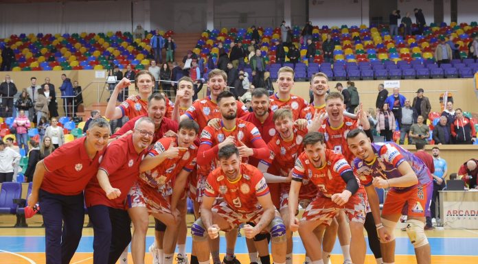 Volei masculin: Dinamo Bucureşti – Arcada Galaţi, scor 1-3, în primul meci al finalei Diviziei A