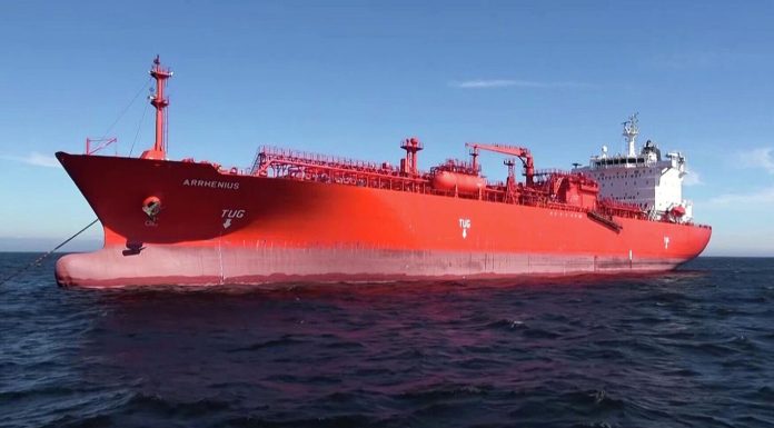 Moscova susţine că a găsit mine magnetice NATO pe un petrolier aflat în portul rus Ust-Luga