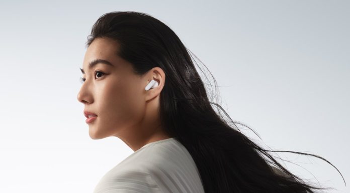 (P) Asculți tot ce îți dorești, auzi doar ce ai nevoie. Noile căști HUAWEI FreeBuds Pro 5 îți creează propriul univers sonor într-o lume de zgomote