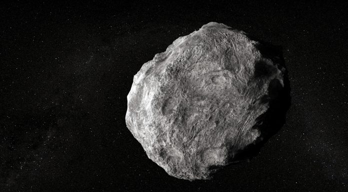 Un asteroid de mărimea unei balene albastre trece luni pe lângă Pământ. Se apropie cu o viteză de aproximativ 32.000 km/h