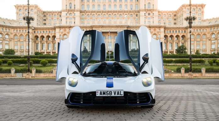 FOTO Operațiune în România. Grupul canadian Holand, cu afaceri de 29 de milioane de euro în primul an pe piață, devine importator oficial Aston Martin