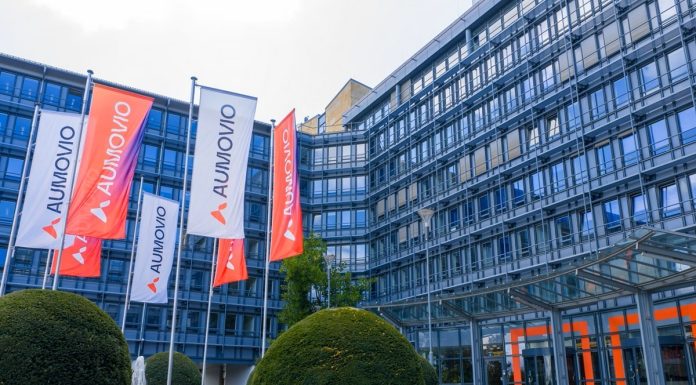 Aumovio, cu afaceri puternice în România, încă are probleme de profitabilitate. Semn însă că grupul reușește să compenseze parțial presiunea