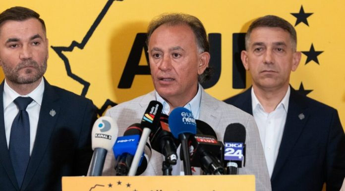 AUR a prezentat proiectele legislative depuse pentru sprijinirea mediului de afaceri românesc