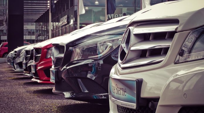 TABEL Cele mai cumpărate mașini în aprilie: lider consacrat la diesel, chinezii conduc la electrice în România