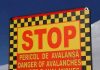 Avalanșă pe Valea Coștilei. Cel puțin o victimă este prinsă sub zăpadă