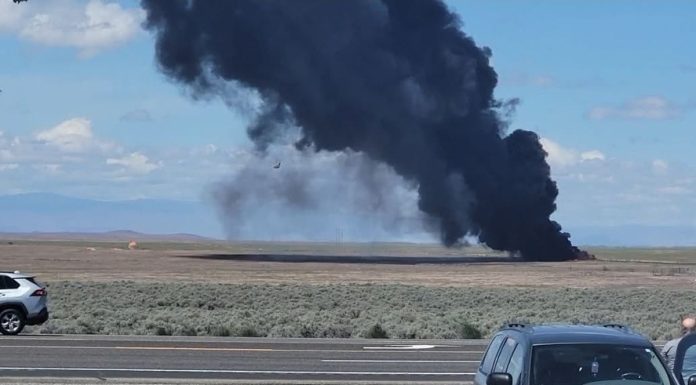 VIDEO Două avioane s-au ciocnit în zbor la un show aviatic în SUA