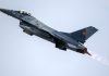 Pilotul român de F-16 care a doborât o dronă în Estonia a fost decorat de ministrul Apărării