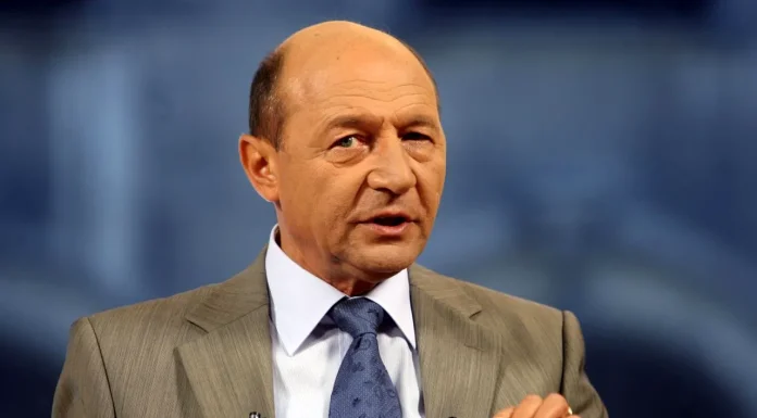 Băsescu cere refacerea coaliției de guvernare: „Viitorul premier nu trebuie să fie un pesedist cu carnet liberal”
